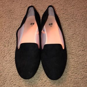 Black flats